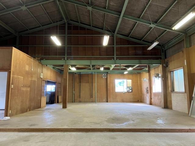 萩市椿 多用途に使える作業場・倉庫・事務所